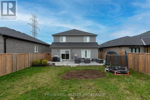 2338 Constance Avenue, London, ON - Outdoor