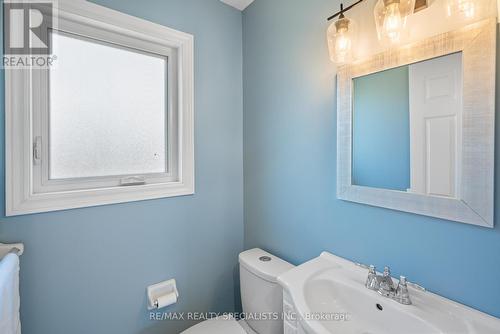 4342 Henry Ave, Lincoln, ON - Indoor Photo Showing Bathroom