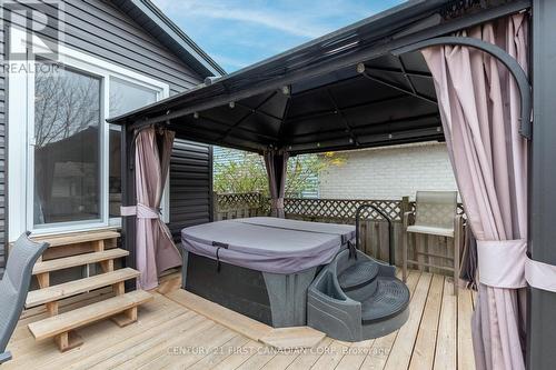 174 Portsmouth Crescent E, London, ON - Outdoor With Deck Patio Veranda With Exterior