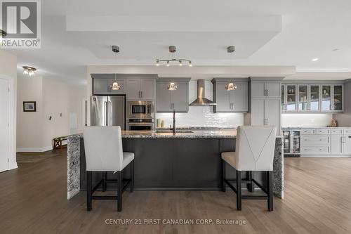 #610 -1878 Gordon St, Guelph, ON - Indoor Photo Showing Kitchen With Upgraded Kitchen