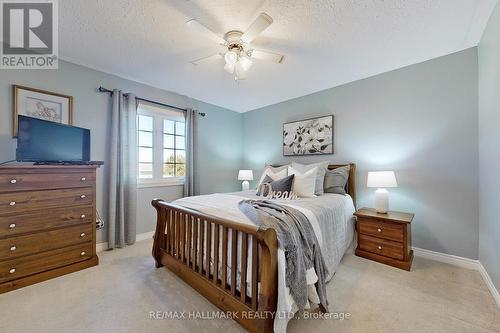 54 Eakins Crt, Kawartha Lakes, ON - Indoor Photo Showing Bedroom