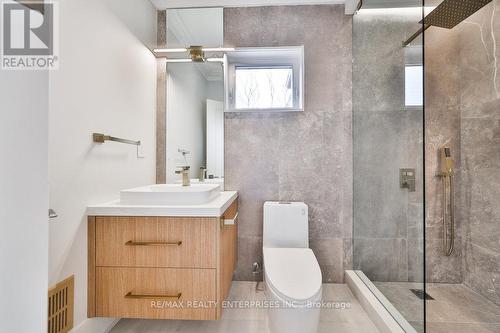 1112 Fair Birch Drive, Mississauga, ON - Indoor Photo Showing Bathroom