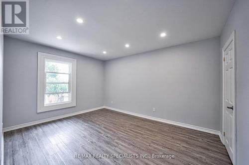 108 Victoria Ave N, Hamilton, ON - Indoor Photo Showing Other Room