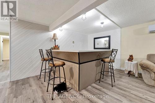 19 Debby Cres, Brantford, ON - Indoor Photo Showing Other Room
