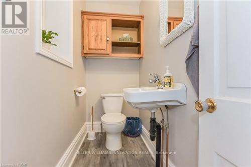 52 Main Street E, Mapleton, ON - Indoor Photo Showing Bathroom