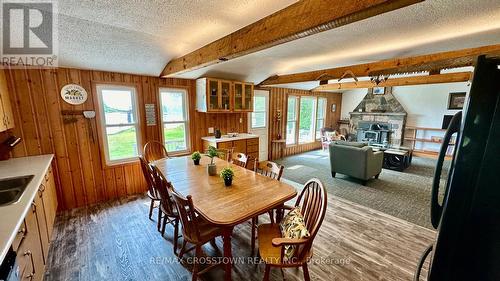 5 Forsyth'S Road, Carling, ON - Indoor Photo Showing Dining Room