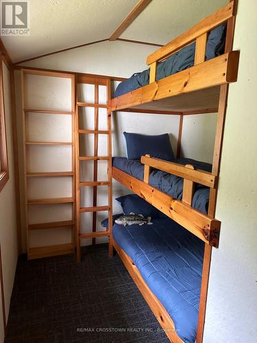 5 Forsyth'S Road, Carling, ON - Indoor Photo Showing Bedroom