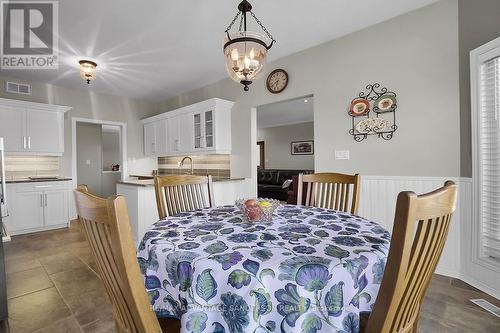 42 Stone Ridge Crescent, Middlesex Centre, ON - Indoor Photo Showing Dining Room