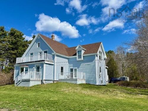 5752 Highway 332, Middle Lahave, NS 
