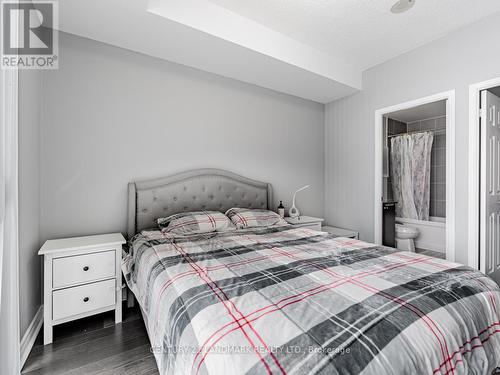 1606 - 339 Rathburn Road West Road W, Mississauga, ON - Indoor Photo Showing Bedroom