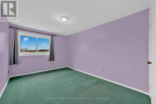 6 Banting Cres, Brampton, ON - Indoor Photo Showing Other Room