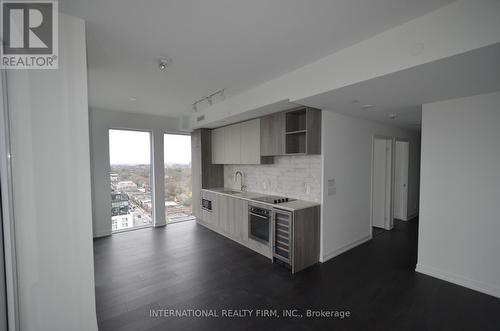 #1705 -2020 Bathurst St, Toronto, ON - Indoor Photo Showing Other Room