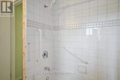 #14 -1958 Rosefield Rd, Pickering, ON - Indoor Photo Showing Bathroom