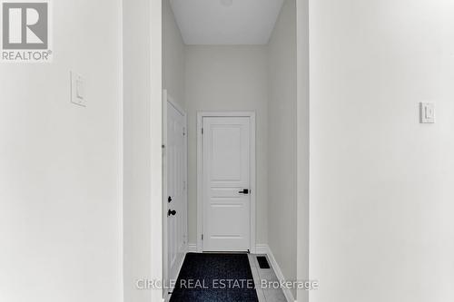 28 Avening Drive, Vaughan, ON - Indoor Photo Showing Other Room