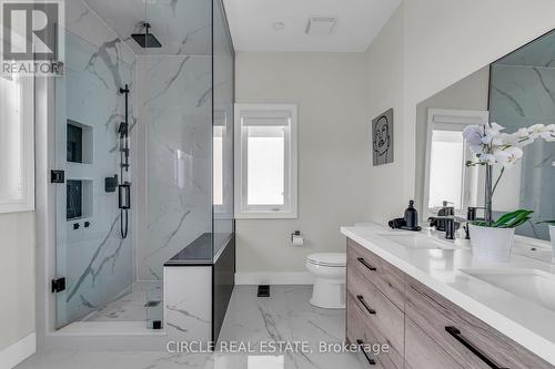 28 Avening Drive, Vaughan, ON - Indoor Photo Showing Bathroom