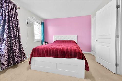 43 Viking Drive, Binbrook, ON - Indoor Photo Showing Bedroom