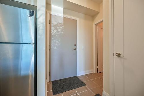 16 Concord Place|Unit #124, Grimsby, ON - Indoor