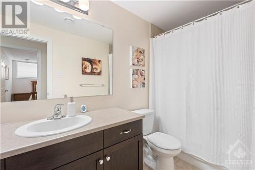 157 Royal Landing Gate, Kemptville, ON - Indoor Photo Showing Bathroom