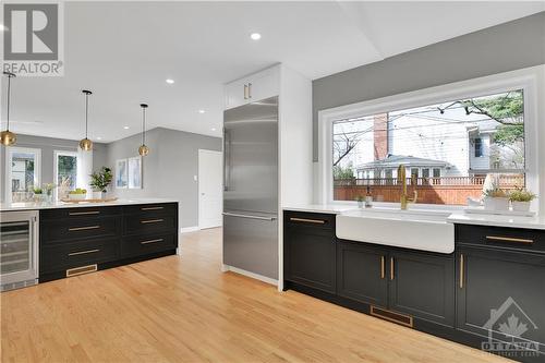11 Merriman Avenue, Ottawa, ON - Indoor Photo Showing Kitchen With Upgraded Kitchen