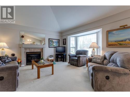 2141 Faulkner Court, West Kelowna, BC - Indoor Photo Showing Living Room With Fireplace