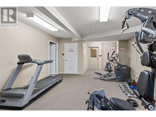 3160 Casorso Road Unit# 303, Kelowna, BC - Indoor Photo Showing Gym Room