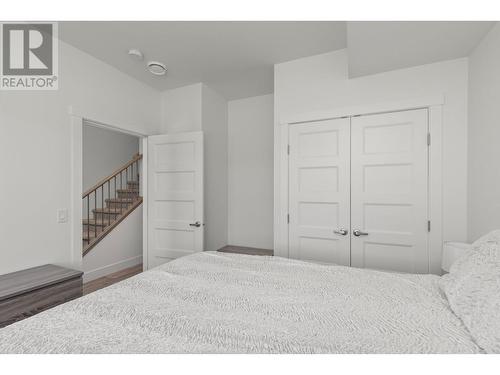 1575 Summer Crescent, Kelowna, BC - Indoor Photo Showing Bedroom