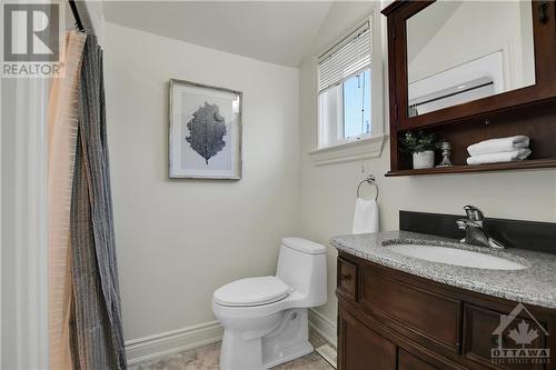 330 Gardiner Shore Road, Carleton Place, ON - Indoor Photo Showing Bathroom