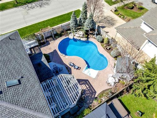 Wouldn't you want to entertain here? - 501 Winona Road, Stoney Creek, ON - Outdoor With In Ground Pool
