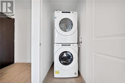 50 Grand Avenue S Unit# 1702, Cambridge, ON - Indoor Photo Showing Laundry Room