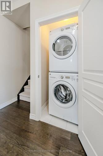 1 Cheps Lane, Hamilton, ON - Indoor Photo Showing Laundry Room