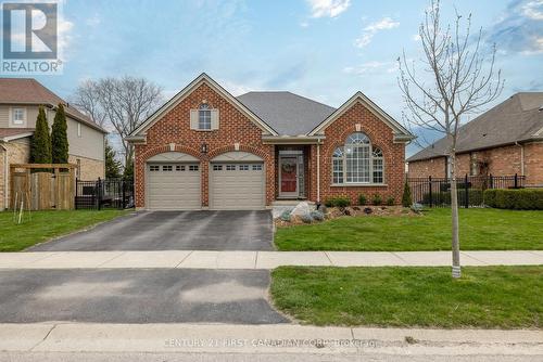 1860 Ironwood Rd, London, ON - Outdoor With Facade