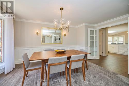 10 Pickwick Place, Pelham, ON - Indoor Photo Showing Dining Room