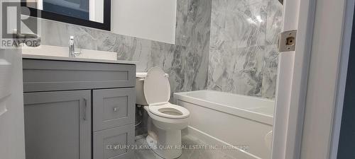 Bsmt - 40 Mcfarland Drive, Belleville, ON - Indoor Photo Showing Bathroom