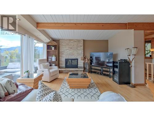 404 West Bench Drive, Penticton, BC - Indoor Photo Showing Living Room With Fireplace