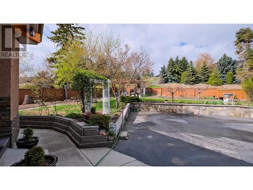 404 West Bench Drive, Penticton, BC - Outdoor