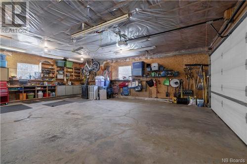 600 Darlings Island Road, Darlings Island, NB - Indoor Photo Showing Garage
