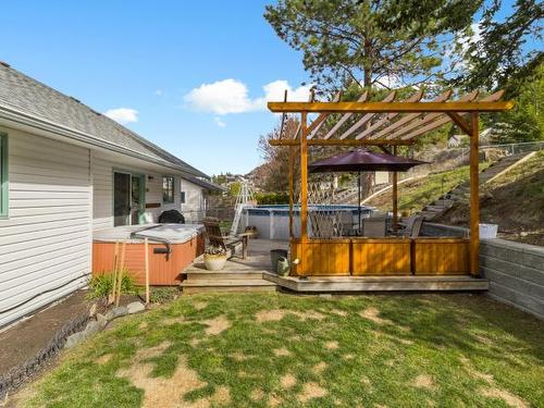 2749 Qu'Appelle Blvd, Kamloops, BC - Outdoor With Deck Patio Veranda