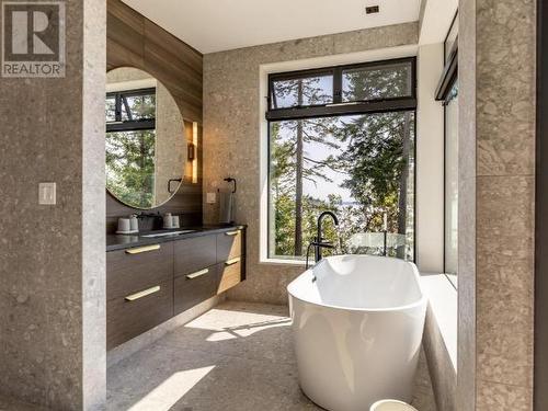 Lot 3 & 4 Sharpes Bay Road, Powell River, BC - Indoor Photo Showing Bathroom