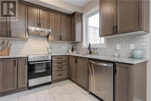 46 - 219 Dundas Street E, Hamilton, ON - Indoor Photo Showing Kitchen With Upgraded Kitchen