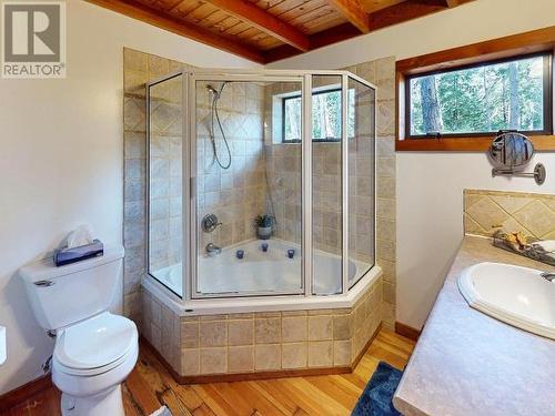 1147 Sunset Trail, Savary Island, BC - Indoor Photo Showing Bathroom