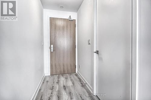 326 - 621 Sheppard Avenue E, Toronto, ON - Indoor Photo Showing Other Room