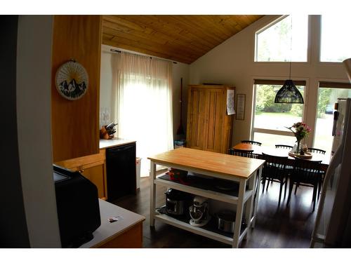 4584 Purcell Drive, Fairmont Hot Springs, BC - Indoor Photo Showing Other Room
