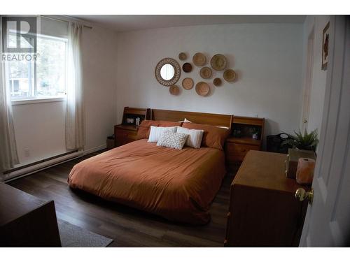 4584 Purcell Drive, Fairmont Hot Springs, BC - Indoor Photo Showing Bedroom