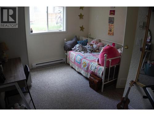 4584 Purcell Drive, Fairmont Hot Springs, BC - Indoor Photo Showing Bedroom