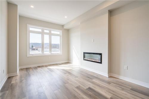 40 Zinfandel Drive|Unit #57, Stoney Creek, ON - Indoor Photo Showing Living Room With Fireplace