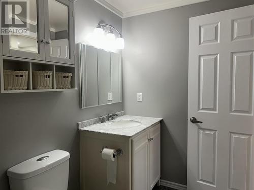 42B Washington Cres, Elliot Lake, ON - Indoor Photo Showing Bathroom