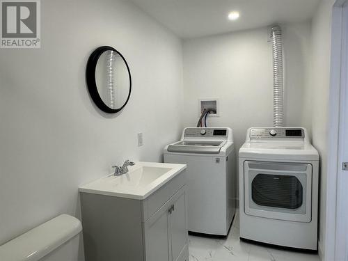 42B Washington Cres, Elliot Lake, ON - Indoor Photo Showing Laundry Room