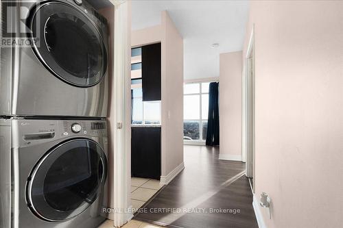 #Ph 3604 -70 Town Centre Crt, Toronto, ON - Indoor Photo Showing Laundry Room