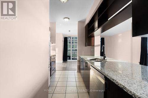#Ph 3604 -70 Town Centre Crt, Toronto, ON - Indoor Photo Showing Kitchen With Upgraded Kitchen
