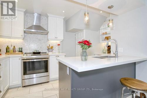 28 Sixth Street, Toronto, ON - Indoor Photo Showing Kitchen With Double Sink With Upgraded Kitchen